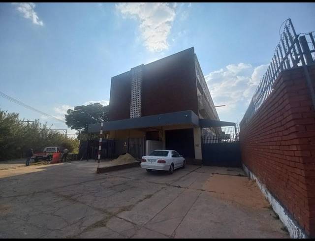 BUSINESS FOR SALE IN PRETORIA WEST